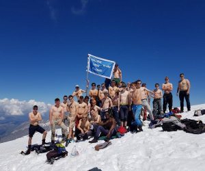 Des hommes sur le Mont Blanc des dames !