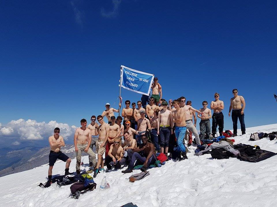 Des hommes sur le Mont Blanc des dames !